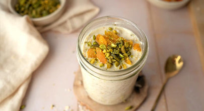 Pistazien-Aprikosen Overnight Oats mit Maracujaöl